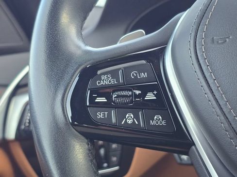 Used 2023 BMW 530e xDrive AWD/4WD image 26