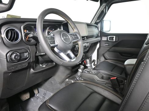Used 2024 Jeep Wrangler Unlimited Sahara w/ Safety Group AWD/4WD image 22
