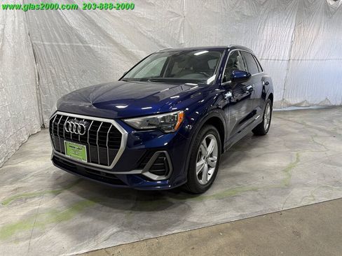 Used 2022 Audi Q3 2.0T Premium AWD/4WD image 1