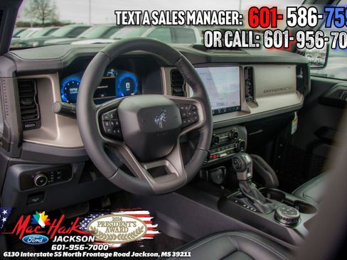 New 2026 Ford Bronco Outer Banks w/ Sasquatch Package AWD/4WD image 8