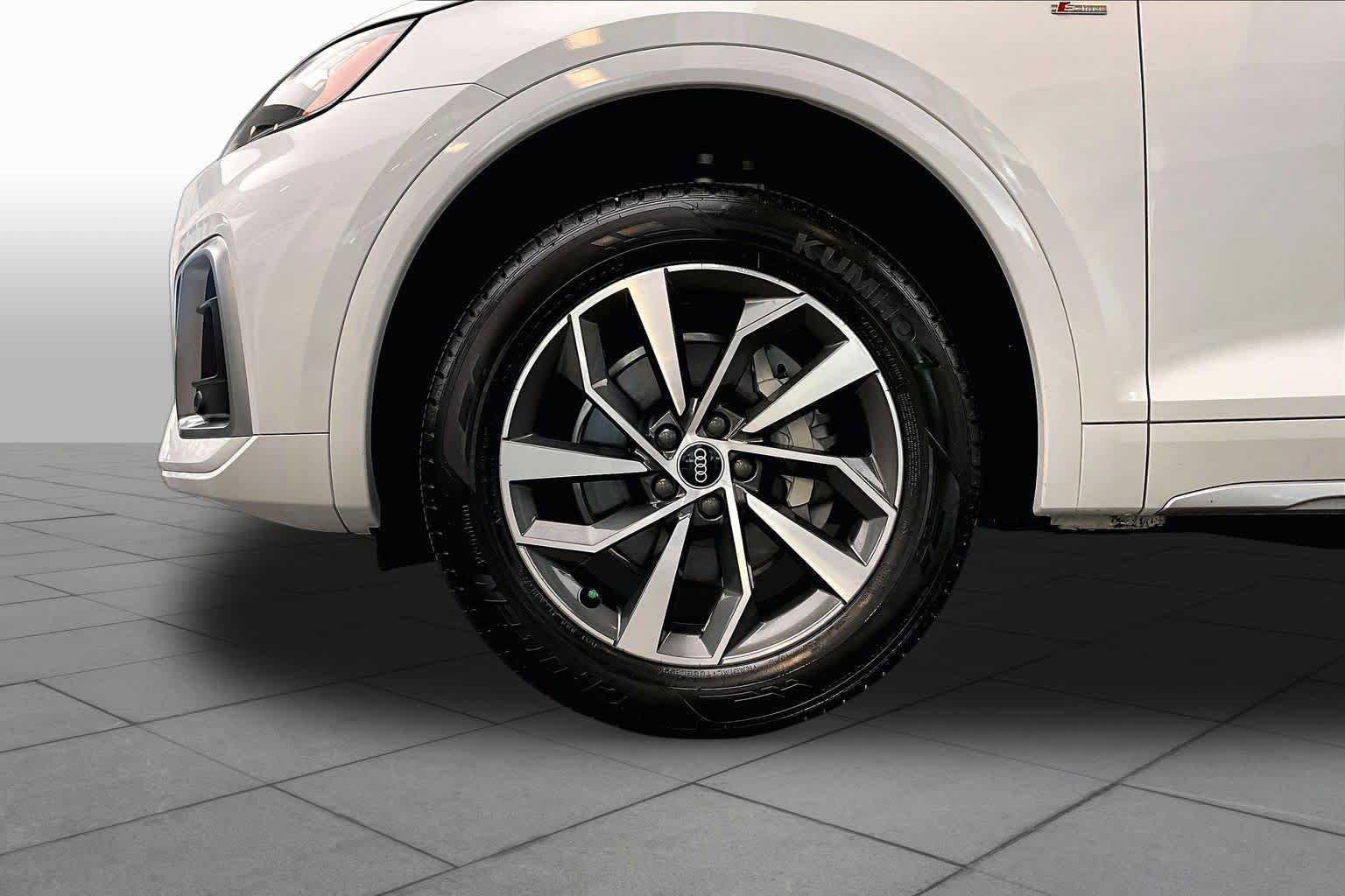 Used 2023 Audi Q5 2.0T Premium Plus AWD/4WD image 11