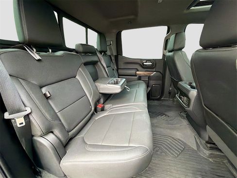 Used 2021 Chevrolet Silverado 1500 LT Trail Boss w/ Convenience Package II image 28