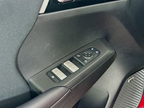 New 2025 Mitsubishi Outlander ES image 18