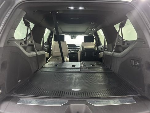 Used 2021 Cadillac Escalade ESV Sport image 38