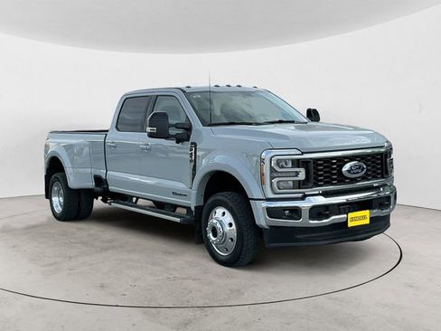 Certified 2025 Ford F450 Lariat w/ FX4 Off-Road Package AWD/4WD image 7