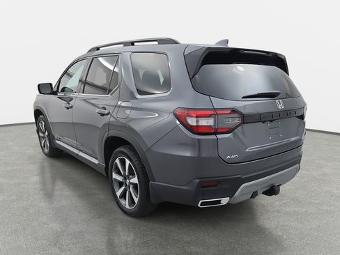 Certified 2025 Honda Pilot Elite image 7