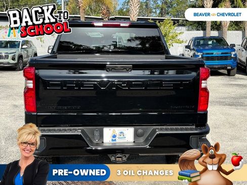 Used 2025 Chevrolet Silverado 1500 Custom Trail Boss w/ Dark Appearance Package AWD/4WD image 6