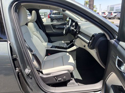 Used 2026 Volvo XC40 B5 Ultra w/ Climate Package AWD/4WD image 26