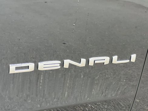 New 2026 GMC Yukon XL Denali w/ Denali Reserve Package image 23