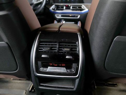 Used 2023 BMW X6 xDrive40i w/ Executive Package image 13