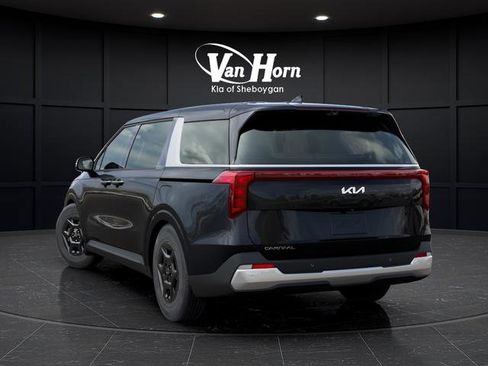 New 2026 Kia Carnival LX FWD image 5