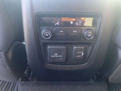 Certified 2020 Buick Enclave Essence w/ Sound and Sites Package image 20