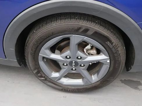 Used 2025 Kia K4 FWD image 38