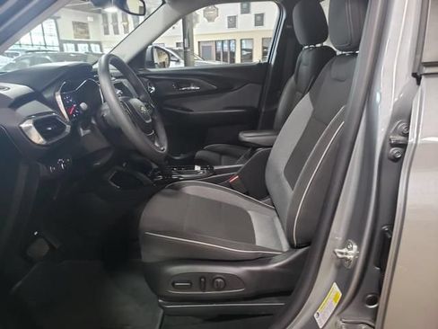 Used 2023 Chevrolet TrailBlazer LT w/ Convenience Package AWD/4WD image 10