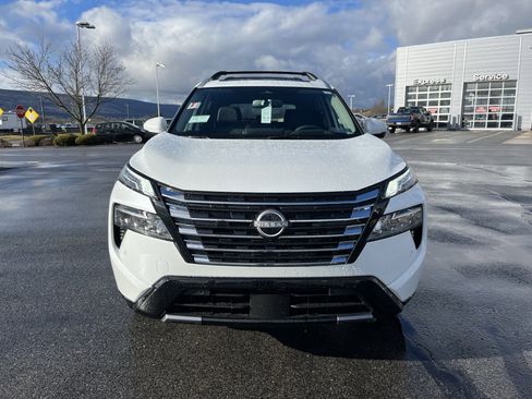 New 2026 Nissan Rogue Platinum w/ Platinum Premium Package image 10