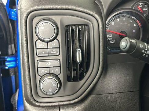 Used 2024 Chevrolet Silverado 1500 Custom AWD/4WD image 19