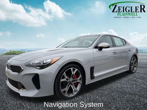 Used 2019 Kia Stinger GT2 AWD/4WD image 2