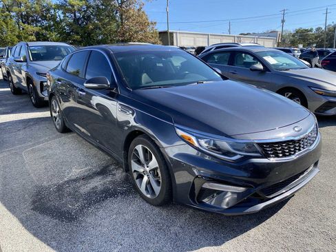 Used 2019 Kia Optima S image 2