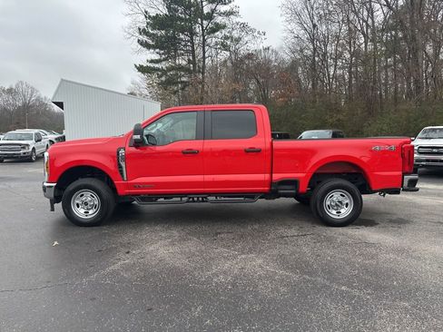Used 2024 Ford F250 XL w/ XL Chrome Package image 6