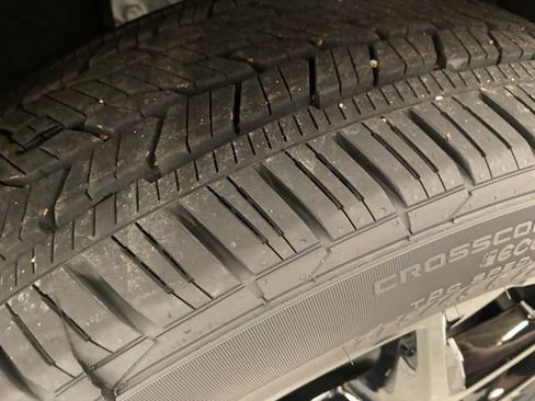 New 2026 Chevrolet Traverse RS AWD/4WD image 12