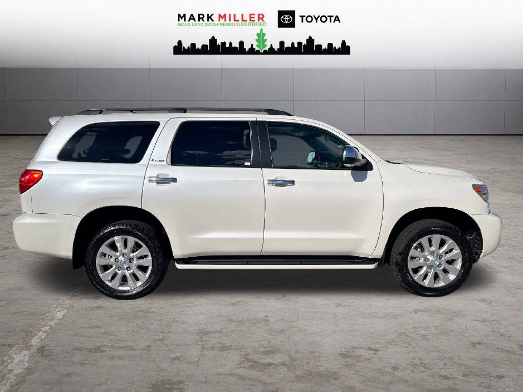 Certified 2016 Toyota Sequoia Platinum AWD/4WD image 7