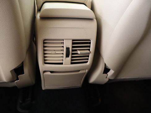 Used 2018 Mercedes-Benz CLA 250 image 31