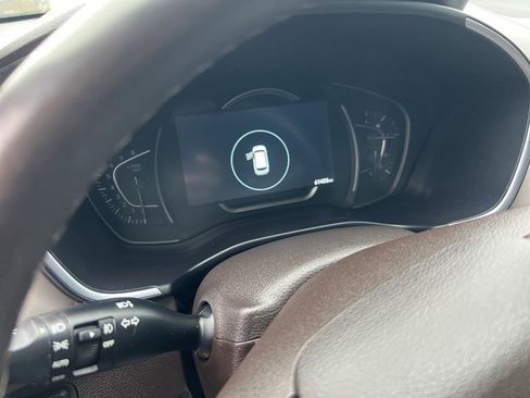 Used 2019 Hyundai Santa Fe FWD image 9