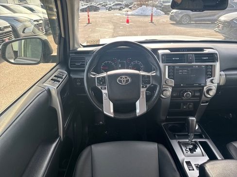 Used 2023 Toyota 4Runner SR5 Premium image 11