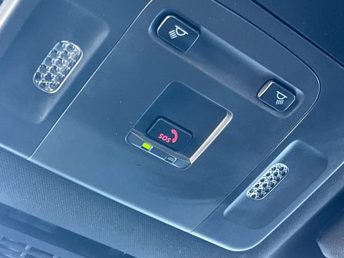 Used 2025 Toyota Camry SE FWD image 24