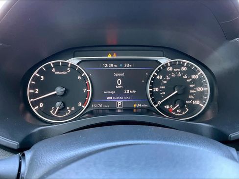 Used 2024 Nissan Altima 2.5 SR w/ SR Premium Package image 26