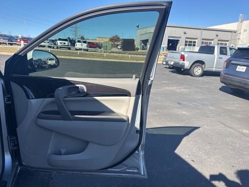 Used 2017 Buick Enclave Leather image 29