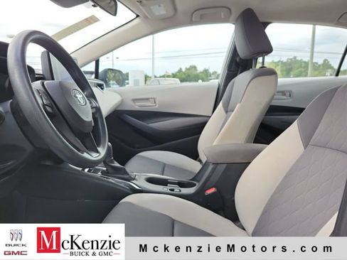 Used 2023 Toyota Corolla LE FWD image 5