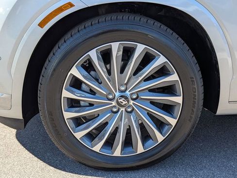 Used 2024 Hyundai Palisade Calligraphy image 10