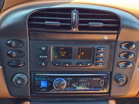 Used 2004 Porsche 911 Carrera 4S image 14