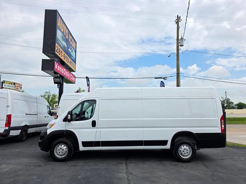 Used 2023 RAM ProMaster 3500 w/ Interior LED Lighting Group image 4