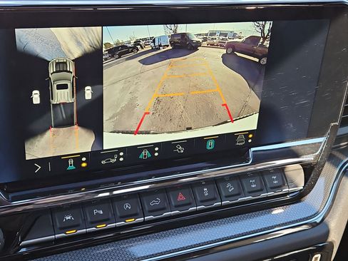 Used 2023 Chevrolet Silverado 1500 ZR2 w/ Technology Package image 24