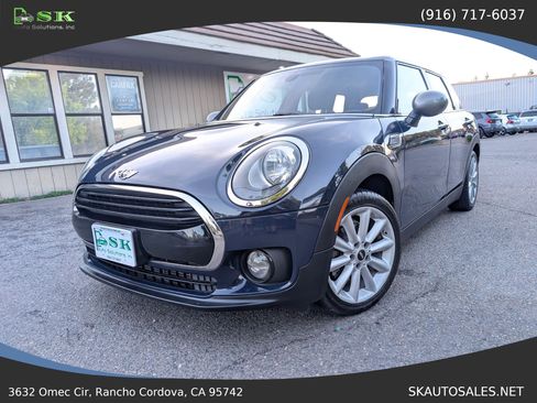 Used 2016 MINI Cooper Clubman FWD image 2