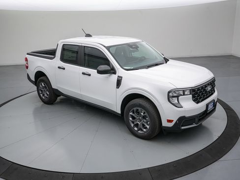 New 2026 Ford Maverick XLT image 2