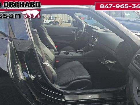 Used 2025 Nissan Z Performance w/ Floor Mat Package RWD image 8