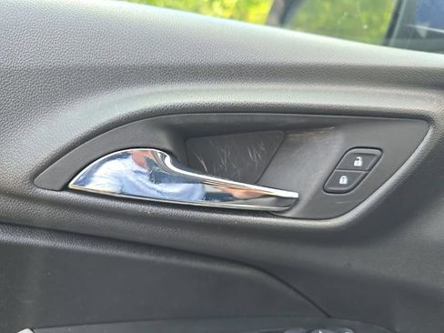 Certified 2024 Chevrolet Trax LS w/ LS Convenience Package FWD image 13