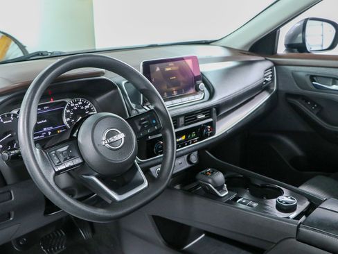 Used 2023 Nissan Rogue SV AWD/4WD image 22