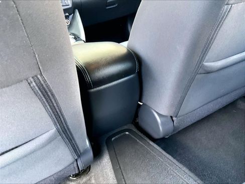 Used 2018 Nissan Leaf SV image 27