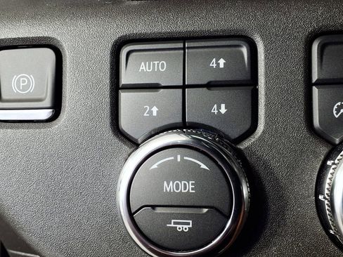 Used 2024 GMC Sierra 1500 Elevation w/ X31 Off-Road Package image 17