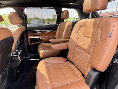 Used 2024 Kia Telluride SX X-Line AWD/4WD image 10