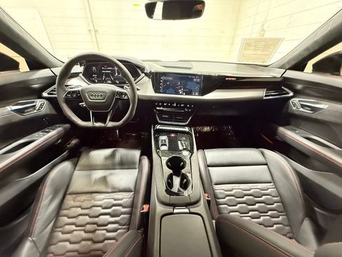 Used 2022 Audi RS e-tron GT w/ Year 1 Package AWD/4WD image 48