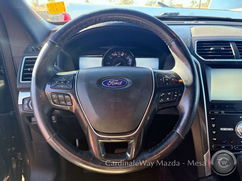 Used 2016 Ford Explorer Limited image 13