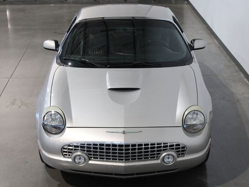Used 2004 Ford Thunderbird RWD image 5