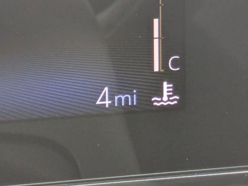 New 2026 Chevrolet Trax ACTIV w/ Sunroof Package image 20