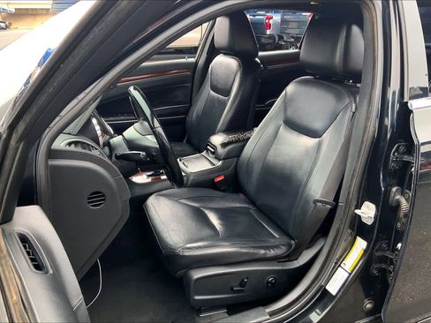 Used 2012 Chrysler 300 Limited image 7