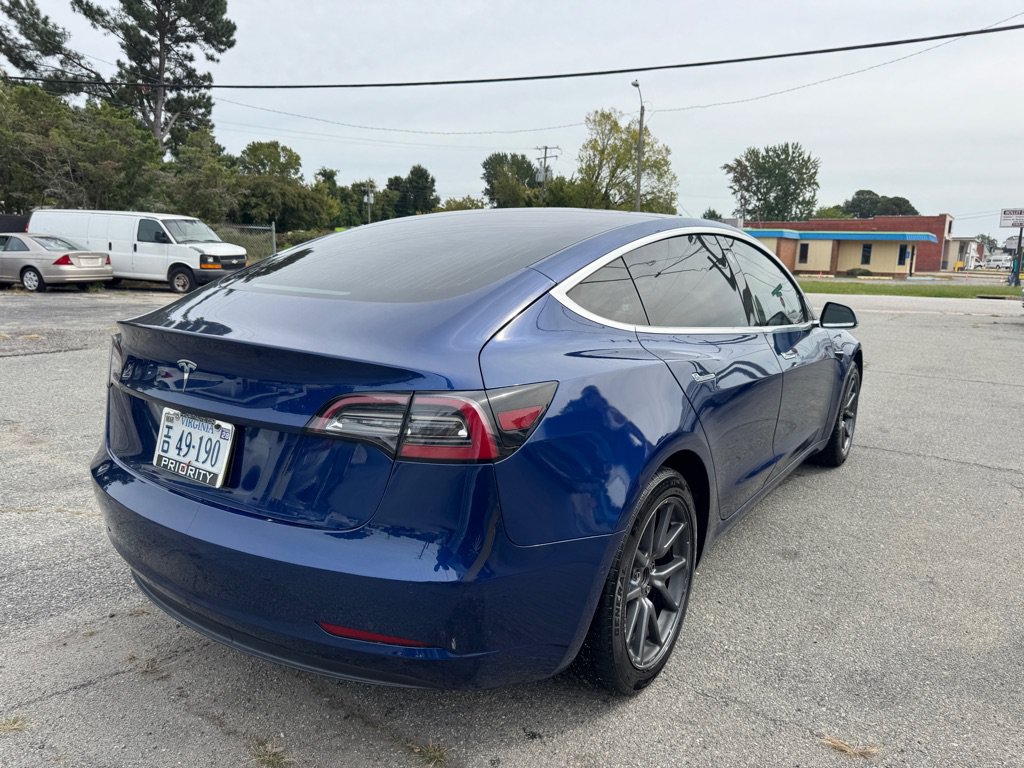 Used 2019 Tesla Model 3 Standard Range Plus RWD image 4